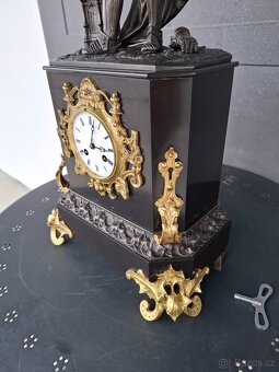 Francouzské figurální hodiny - 6