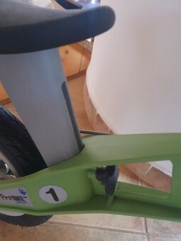 Odrážedlo First Bike (stav nového) - 6