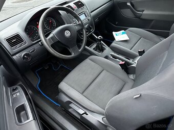 VW Golf V 1.4i 55kw, r.2005, serviska, STk, klima - 6