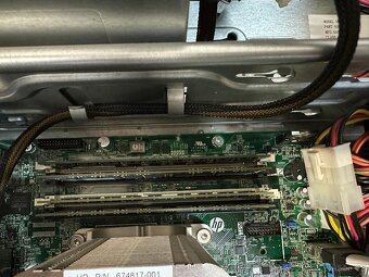 HP Proliant ml310e gen8 v2 - 6