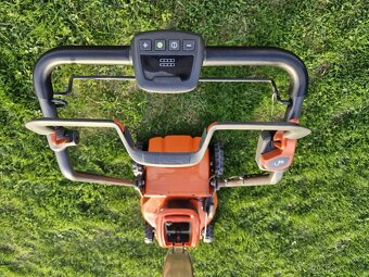 Aku sekačka Husqvarna LC 353iVX - 6