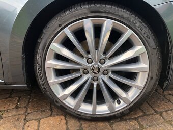 Prodám Škoda Superb Combi III 2.0 TDI 4x4 140 kW - 6