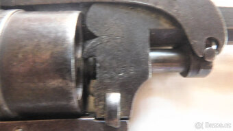 Revolver ráže 38 - 6
