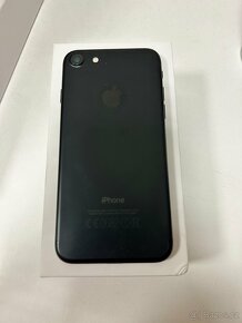 Apple iPhone 7 32GB, Space Gray - 6