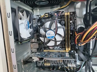 PC i7-4790 & NVIDIA GeForce GT 610 - 6
