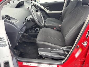 Toyota Yaris 1.0i , 51 kW benzín, 2009 - 6