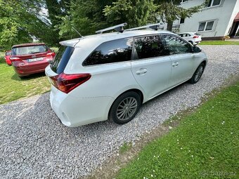 Toyota Auris COMBI- rv2013- 1.6 97kw- 112000km - 6