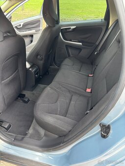 VOLVO XC60 2.4D 136kW - 6