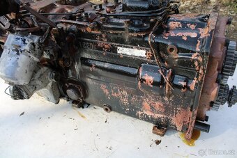 Zetor 8145 10145 převodovka zánovní z postřikovače rp6 - 6