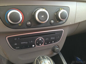 Renault Megane 3 1,6 16V 74kW 2011 III HB - díly - 6