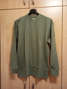 Vojenské maskáče a další vojenské oděvní součástky - 6