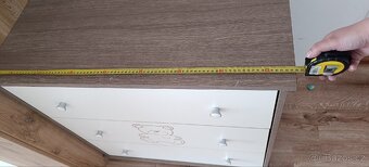 Postýlka + přebalovák s úložným prostorem - 6