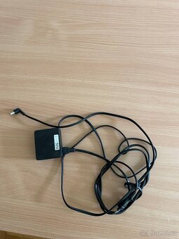 Monitor, klávesnice, myš a koberec - 6