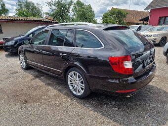 Škoda Superb 2,0TDI 125KW ELEGANCE PANORAMA - 6