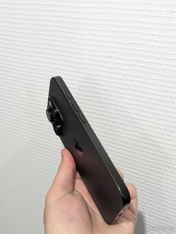 Apple iPhone 16 Pro 512 GB černý - 6