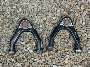 Díly Nissan Pick-up / Navara D22 - 6