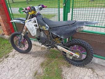 Suzuki RM 85 - 6