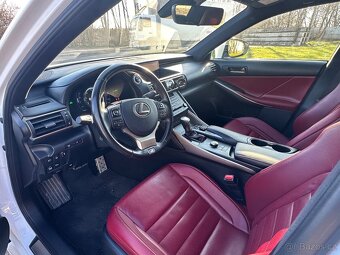 Lexus IS 300h F-Sport - 6