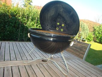 Weber Smokey Joe 37 cm - malý přenosný gril - 6