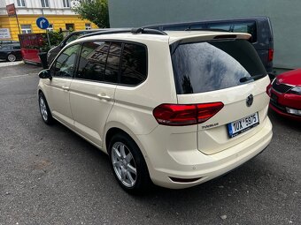 Volkswagen Touran, 2,0 Tdi, DSG, 7 míst Rok výroby: 5/2020 - 6