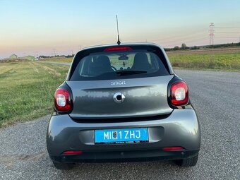 Smart Forfour 1.0i 52kw Klima Alu Navi Model 2015 - 6