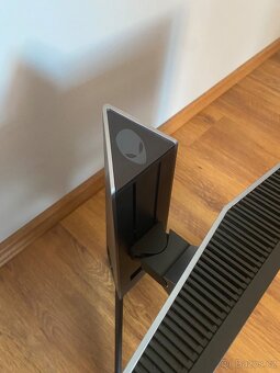 Prodám herní monitor Alienware - 6
