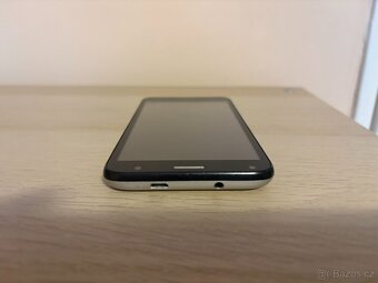 Mobilní telefon Alcatel Pixi 4 - 6