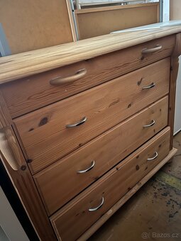 Komoda - 6