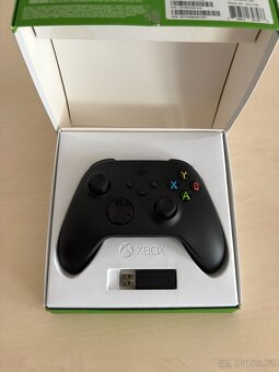 Microsoft bezdrátový ovladač pro Xbox Series - černá - 6
