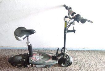 X-scooters XR01 EEC 36V Li, a Nitro Scooters - 6