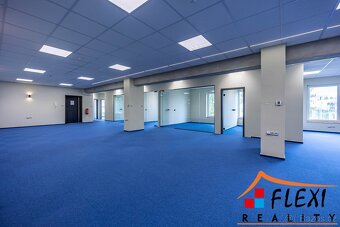 Pronájem prostor 239 m2 v nové budově na ul. Novoveská, Ostr - 6