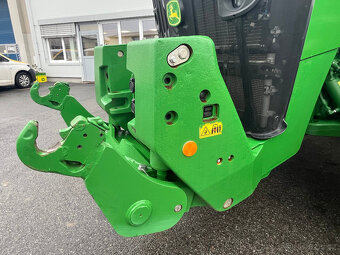 Traktor John Deere 8370R skladem - 6
