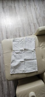IKEA jídelní stůl masiv + 4 židle - 6