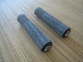 Nové mtb gripy ODI Reflex V 1.0 - 6