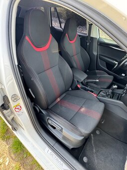 Škoda Octavia 3 2.0 TDI DSG ACC, Full Led, Sport - 6