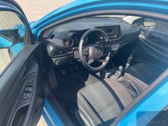 Hyundai i20, 1,2i 62kW, ČR, 1.maj. pouze 14 800km. ZÁRUKA - 6