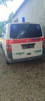 VW Transportér T5 sanitka - 6