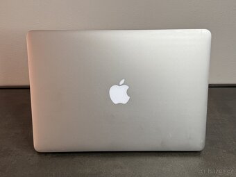 MacBook Air 13'' 2015 / i5 / 8GB / 256GB SSD - DPH - 6