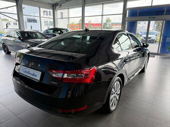 Škoda Superb 2,0 TDI,STYLE,1.MAJ,SERVISKA - 6