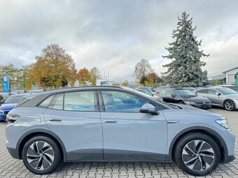 Volkswagen ID.4 Pure 109kw elektro/výhřev/LED/nez.topení - 6