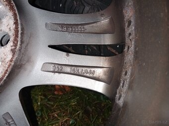 Sleva ALU zimní kola R16 215/65 et40 Nissan hyundai - 6