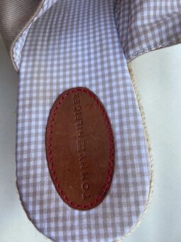 Krásné sandály Tommy Hilfiger na platformě, 39 - 6