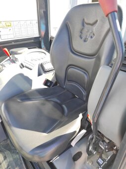 Minibagr Bobcat E20Z - 6