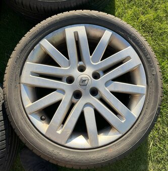 ALU KOLA R17 5x108 , Orig. Renault , Pneu 6mm 225/45/R17 - 6