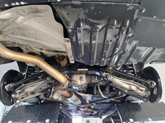 BMW řada 1 coupe 123d biturbo - 6