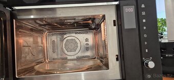 Prodám vestaven set trouba a mikrovlnka Grundig - 6