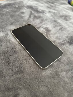 iPhone 12 128 GB bílý - 6