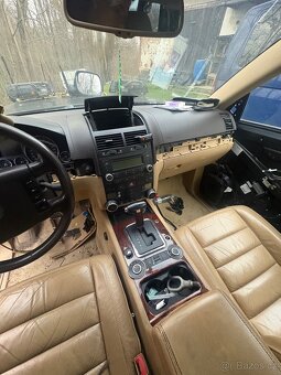 Vw Touareg 2.5 Tdi 128kw na díly - 6