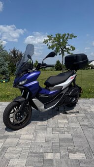 APRILIA SR GT 125 - 6