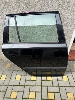 Škoda Octavia 2 všechny dveře barva 9910. - 6